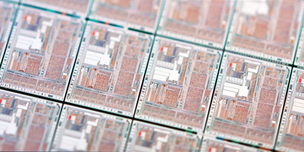 PCB廠家告訴您：集成電路現(xiàn)在可以刻在紙上了！