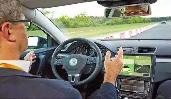汽車FPC之汽車行業(yè)旳十大汽車科技來襲?。? title=